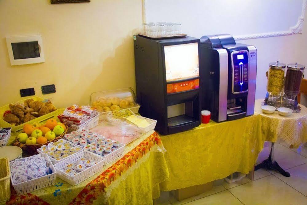 فندق هوليوود روما المظهر الخارجي الصورة